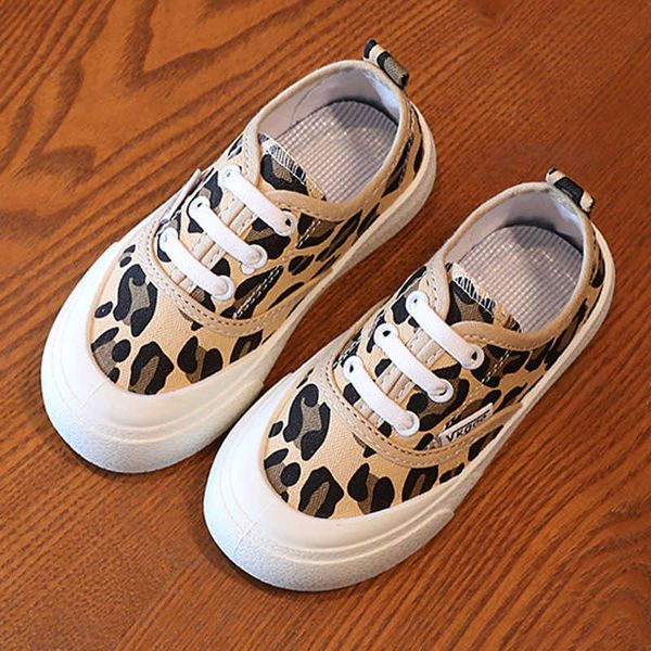 Zapatillas deportivas para niños al aire libre 2021 Sólido Estampado de leopardo Parte inferior de goma Suela suave Cómodos zapatos de lona de moda Jelly Casual Niños Zapatillas de deporte Niñas W0329