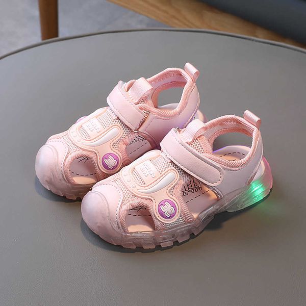 Athletic Outdoor LED Light Zapatillas de deporte de moda para niños Malla Transpirable Antideslizante Deportes Zapatillas antideslizantes Niños Niñas Sandalias de viaje al aire libre W0329