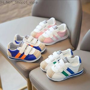 Athletic Outdoor Toddler Tennis Chaussures 2021 Automne Lightweight Baby Girl Shoes Designer Kids Chaussures Soft Bottom Enfants Sneakers For Boys E08174 Q231222