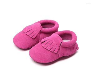 Chaussures de sport 2023 bébé robe bébé berceau semelle souple gland pré-marcheur mocassins anti-dérapant violet princesse