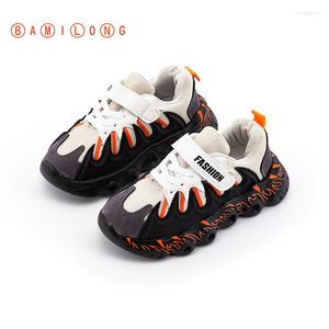 Atletische schoenen Bamilong Kids Fashion Sneakers Outdoor Kinderen Sport Running Toddler Boys Non-Slip Lightweight Casual K364