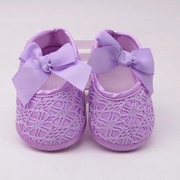 Chaussures de sport Born Baby Girls Semelle souple antidérapante Bowknot Chaussures Berceau Beautiful Butterfly Girl