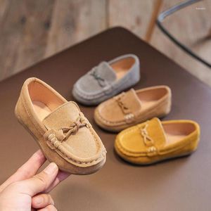 Zapatos atléticos Niños británicos Mocasines de cuero de gamuza Slip-on Fondo suave Bebés Niños Niñas Mocasines Casual