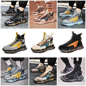 Chaussures de sport GAI Outdoors Man Shoes Nouvelles chaussures de sport de randonnée antidérapantes résistantes à l'usure chaussures d'entraînement de randonnée de haute qualité pour hommes Sneaker doux et confortable