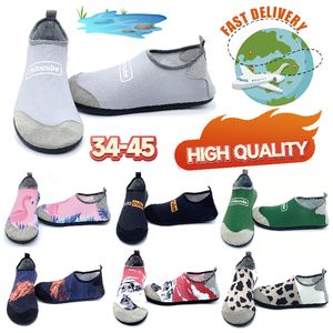 Chaussures de sport GAI Sandal Hommes et Femmes Chaussures de Wading Pieds Nus Natation Sports Chaussures d'Eau Extérieur Plage Sandale Couple Creek Taille de chaussure EUR 35-46