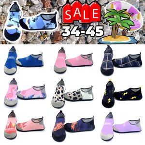 Chaussures de sport GAI Sandal Hommes et Femmes Wading Chaussures Pieds Nus Nager Sport Chaussures d'Eau En Plein Air Plage Sandale Couple Creek Taille de chaussure EUR 35-46