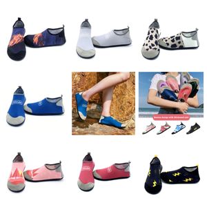 Chaussures athlétiques Gai Sandale Men Femmes Wading Shoe Barefoot Swimming Sport Chaussures à l'extérieur Plages Sandal Couple Creek Shoe Taille 35-46