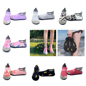 Chaussures sportives Gai Sandal Mens Femme Wading Shoe Barefoot Swimming Sport Chaussures en plein air Plages Sandal Couple Creek Shoe Taille 35-46