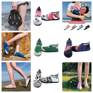 Atletische schoenen Gai Sandaalheren Vrouw Waden schoen op blote voeten Zwemsportschoenen Groene buitenstranden Sandaalpaar Sandaal Kreekschoenmaat EUR 35-46