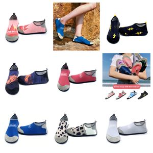 Atletische schoenen Gai Sandaalhoens Women Waden schoen op blote voeten Zwemsport Zwarte schoenen buitenshuis Stranden Sandaalpaar Creek schoenmaat EUR 35-46