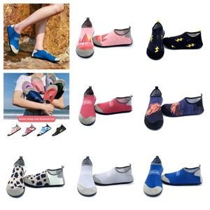 Chaussures sportives Gai Sandal Mens Womens Wading Shoot Barefoot Sport Sport Water Chaussures Plages Sandal Couple Creek Shoe Taille 35-46