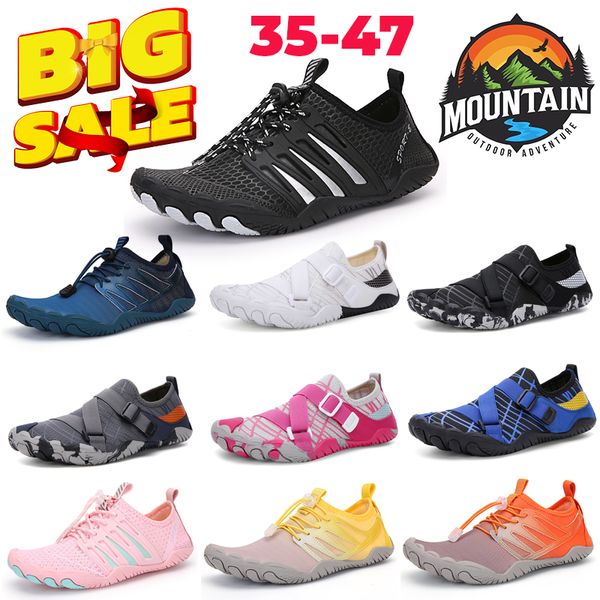 Livraison Gratuite Chaussures de Sport Femme Hommes Plage Natation Sports Nautiques Chaussettes Pieds Nus Baskets Yoga Fitness Natation Surf Plongée Snorkeling Chaussures GAI confort doux