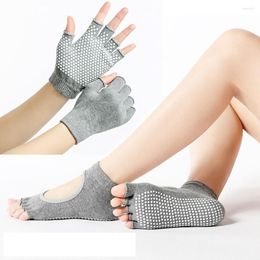 Socks Athletic Sports Fitness Yoga and Gloves Set Fived-Toe Anti-Skid Breathable Glove Fou99