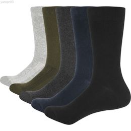 Atletische sokken yuedge 5 paren mannen ademen comfortabele gekamde katoenbedrijf loszittende platte jurk zomer dunne lichtgewicht sokken l220905