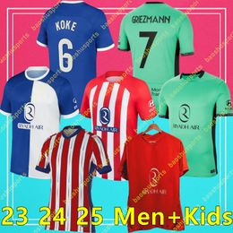 Atlético Madrids Jerseys de fútbol Griezmann 2023 2024 2025 120 aniversario 23 24 25 M.LLORENTE KOKE SAUL CORREA LEMAR Camisa de fútbol Camisa de hombres Kit Kits Uniformes
