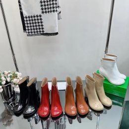 Atomic Boots Chaussures de créateurs de luxe pour femmes Atomic talon rond bottes à talons hauts en cuir de mode bottes de mode de haute qualité chaussures d'usine supérieures