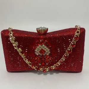 Sac de soirée attrayant pour femmes, pochette de mariage, boîte de mariée Design, chaîne de fête, sacs à bandoulière, rouge à lèvres, 240219