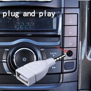 convertisseur audio 3.5 mm mâle de prise audio mâle mâle à l'adaptateur de convertisseur féminin USB 2.0 pour la voiture flash audio 1