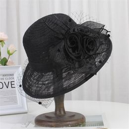 Audrey Hepburn Straw Hat Sunken Modellering Tool Bell-vormige Big rand hoed Vintage High Pretend Bility Tourist Beach Sfeer Yyyy