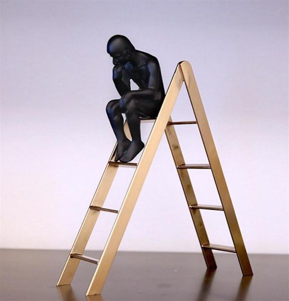 Auguste Rodin Thinker Escultura linda pensador en las escaleras Display de estantería clásica decoración del hogar Black Man Metal T2001655529