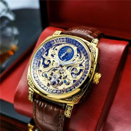 Augustus Volautomatisch Mechanisch Vierkant Holle Transparante Bodem Nachtgloed Maanfase Lederen Casual Heren Blauw Licht Horloge