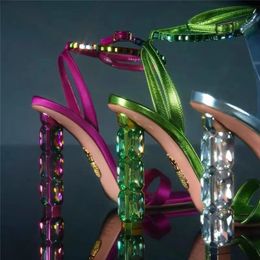 Aura Sandals Chaussures Crystal Ringestone Ruban incrusté Chaussures à talons hauts Transparent Pvcluxury Designer Aquazura 10 mm robe de fête pour femmes chaussures