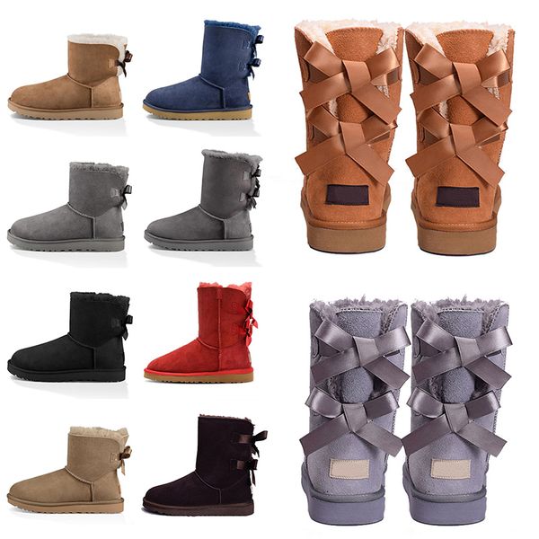 Australie Bottes chaudes classiques australiennes Femmes Mini Demi-botte de neige USA GS 585401 Hiver Fourrure complète Fourrure pelucheuse Satin Cheville Bottes de créateurs Chaussons Pantoufles Mode