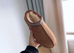 Australie Bottes de neige classiques Designer Ultra Mini Tasman Slipper Dealworld Femmes Demi-botte chaude Fourrure d'hiver Peluche Satin Tazzs Bottines ujy nouveau