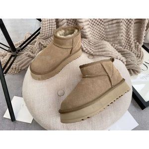 Australie Femmes Classique Mini Plateforme Botte Ultra Mat Daim Fourrure Neige Bottes Shearling Fausse Fourrure Mélange De Laine Confort Hiver Designer Fille 136