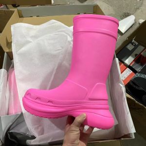 Australie Femmes Designer Boot Bottes Pluie Caoutchouc Hiver Rainboots Plate-forme Cheville Slip-On Moitié Rose Noir Vert Focalistic Outdoor designer chaussures Taille 35-45 avec boîte
