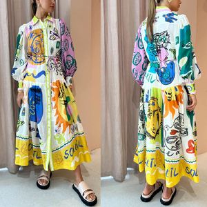 Australische ontwerper Vintage Franse hofstijl Geplooide oversized print Lange mouwen Enkele rij knopen Graffitiprint Bandjesprint Positionering Vestjurk