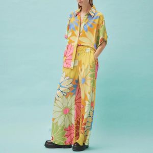 Ensemble pantalon à manches courtes en soie imprimé floral jaune pour femme de styliste australien