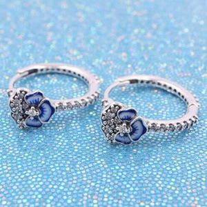 Authentique argent sterling 925 Pandora Blue Pansy Flower Hoop Boucles d'oreilles Dangle Moments Birthstone pour Boucles d'oreilles Goujons Bijoux 290775C01