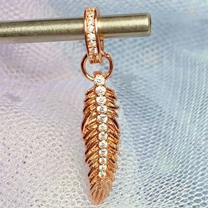Authentique Pandora Sparkling Feather Dangle Charm fit perles en vrac de style européen pour la fabrication de bracelets bijoux à bricoler soi-même 789550C01