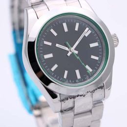 Automatisch GD2813 Nieuw uurwerk 39 mm horloge Horloges 316L roestvrijstalen armband Zwarte wijzerplaat Groene hand innerlijke herenhorloges