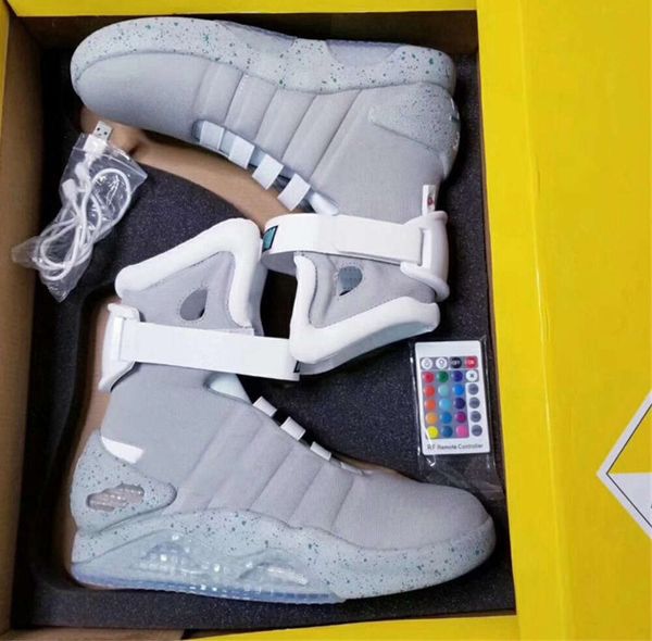 Lacets automatiques Air Mag Baskets Marty Mcfly's Led Chaussures Hommes Retour vers le futur Glow In Dark Grey High-Top Boots Mcflys Sneaker avec boîte Top Qualité US956