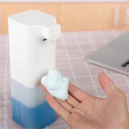 Automatische zeepdispenser 400 ml Foam Wand Mounted USB RechargeBle Liquid Bottle voor badkamer Accessoires Keuken 211222