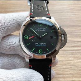Montres automatiques Swiss Movment Watch Pam00732 Mouvement automatique 44 mm Hommes Watch Italie Sport Wristwarchs Designer Nurd