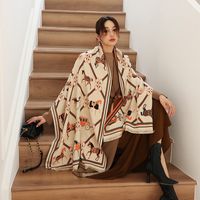 Automne et hiver 2022 Nouveau écharpe en cachemire de transport vintage Décoration de la mode de la mode avec écharpe chaude châle pour femmes