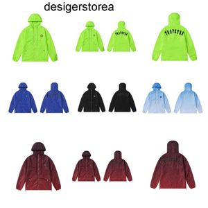 Herfst- en winter -Amerikaanse Trapstar -brief geborduurde windbreaker Rush Coat Mens en dames casual jassen jas trendy