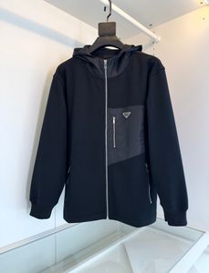 Primavera y otoño, chaqueta de lujo de diseñador de ropa masculina de alta calidad, bolsillo de costura a la moda, chaqueta con capucha informal negra con cremallera para hombre