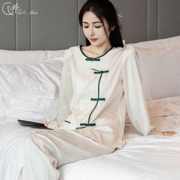Ensemble de pyjama en soie glacée jacquard d'automne et d'hiver pour femmes à manches longues nouvel ameublement chinois pyjamas de style chinois de haute qualité pour femmes