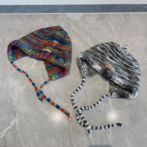 Gorro de punto de otoño e invierno, gorro térmico de diseñador, gorro para mujer, gorra de Bordado de letras de cuero para vacaciones al aire libre y turismo