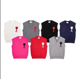 Automne et hiver nouvelle marque design pull femme classique lettre d'amour rouge col en V pull sans manches gilets hommes et femmes identiques