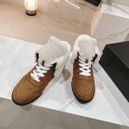 Automne et hiver nouvelles bottes de neige de baseball en laine à semelle épaisse chaudes deux vêtements à lacets bottines pour femmes décontractées chaussures de mode de luxe de créateur usine taille de chaussure 35-40 avec boîte