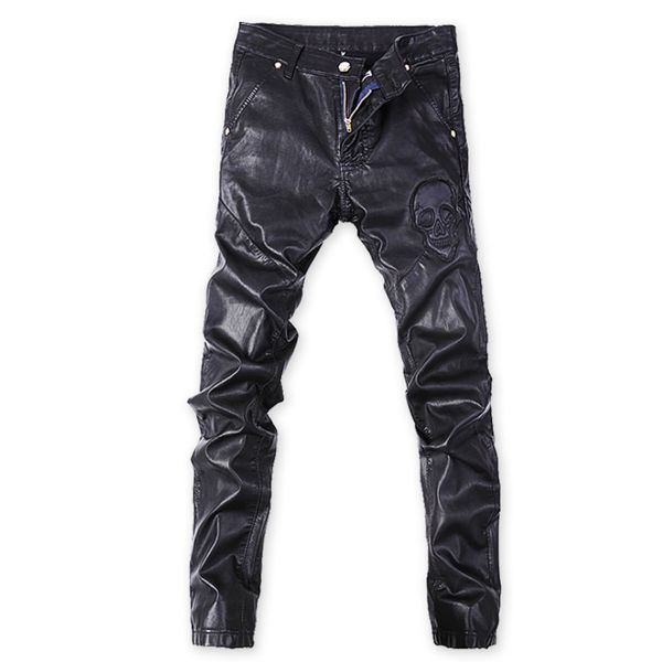 Automne et hiver Nouveau pantalon en cuir à imprimé noir tendance Slim Version coréenne de la moto Pantalon de vent pour le vent Fashion Hip-Hop 221E