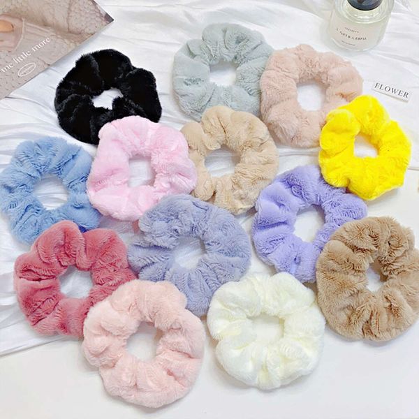 Automne et hiver Simple couleur unie en peluche gros intestin cercle fille dos boule tête cheval queue boucle élastique cheveux corde chapeaux fille