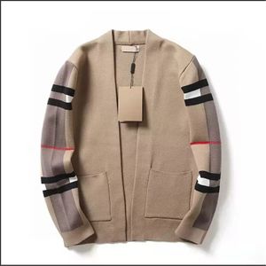 Automne et hiver chaud FashionMen Pulls Pull Pull Jacquard Zipper Cardigan Vêtements chauds Manteau en tricot Classic DesignerCoats