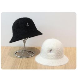 Outumn and Winter Women039S Nuevo color de conejo Color puro Corea Pescador Kangol Kangaro Bordado Bordado Allmatch Hat4673193