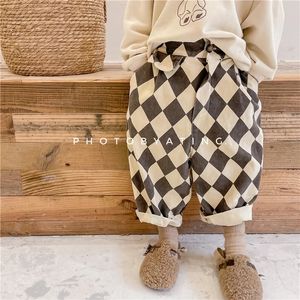 Autumn Baby Boys Pantalage à plaid coréen Style Toddlers Kids Kids Casual Loose Haren Tablers Enfants Vêtements 240327